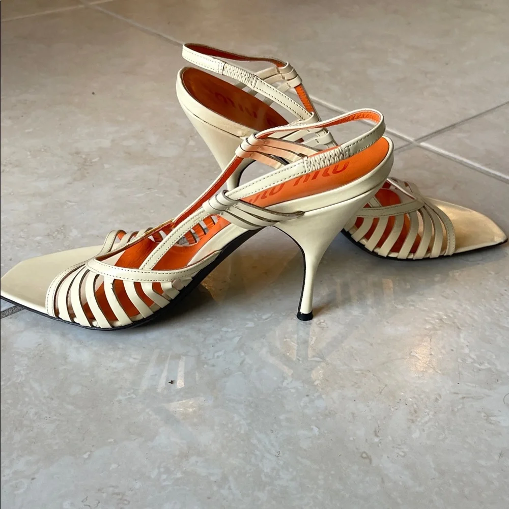 Authentic Miu Miu Cream Strappy Sandals - Picture 6 of 11